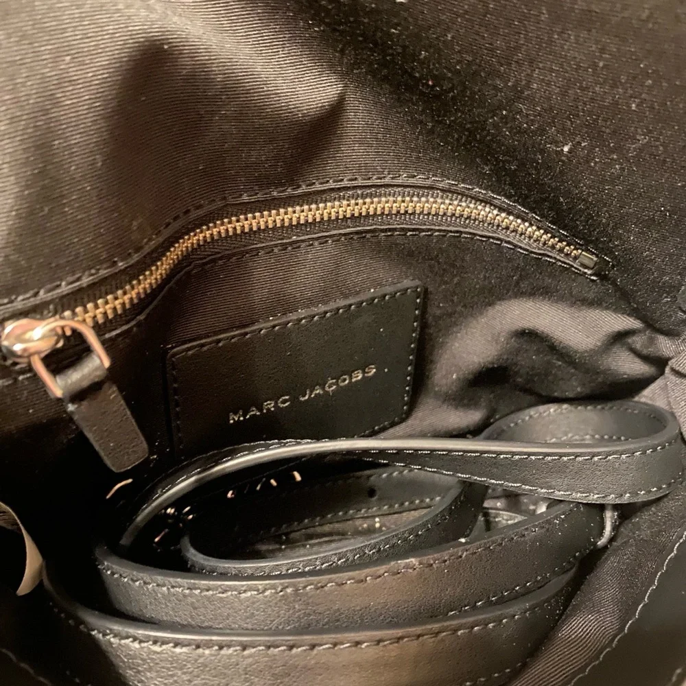 MARC JACOBS The Small J Marc Shoulder Bag in Sequins - Picture 8 of 8